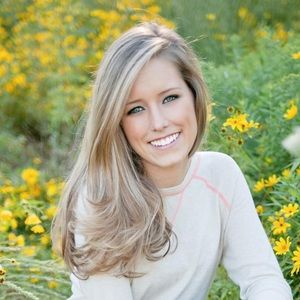 Meet your Posher, Alyssa